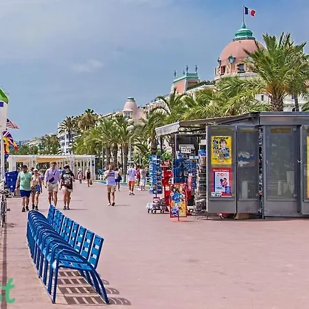 Au Petit Carre D Or Proche Plages Et Prom Niza