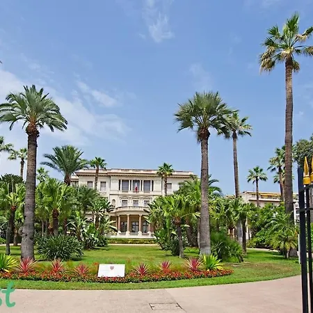 Au Petit Carre D Or Proche Plages Et Prom Apartamento Niza